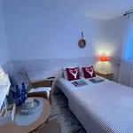 Avita Konukevi 3*