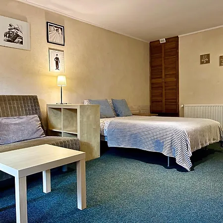 Avita בית הארחה קרפאז'