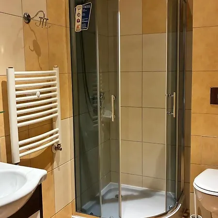 Avita Konukevi