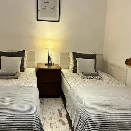 Pensión Avita 3*